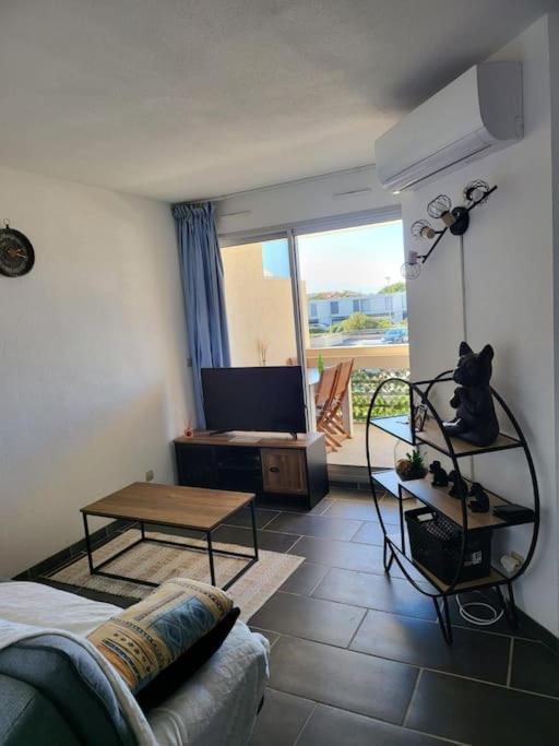 Location Les Pieds Dans L'Eau Apartment Canet-en-Roussillon Luaran gambar