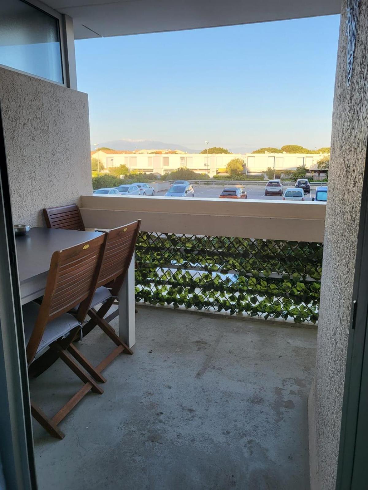 Location Les Pieds Dans L'Eau Apartment Canet-en-Roussillon Luaran gambar